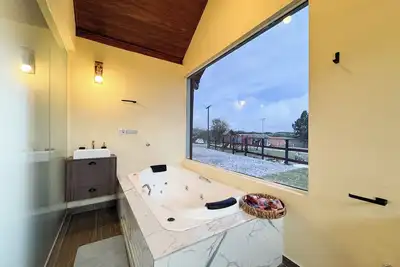 Image de Chalet At The Time Of Love