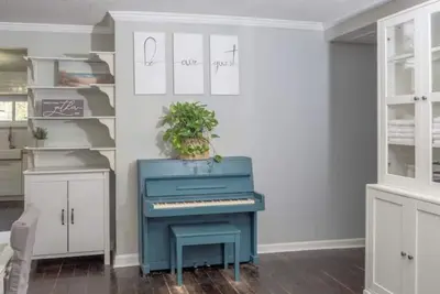 Image de Under the Oaks, 3 Br, 2 King beds, sleeps 6