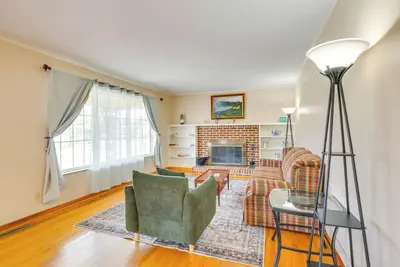 Image de 2 Mi to Town: Rustic East Tennessee Home!