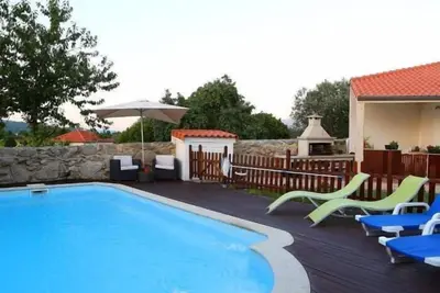 Image de Casa da Parada / Piscine Privée | Havre de paix à la campagne