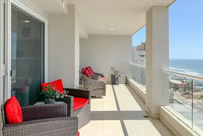 Image de LuxuryPenthouse-Jolla Excellence-Indoorpool&Beach