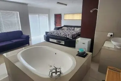 Image de Charming 2-bedroom house in fabulous Cape Town with WiFi