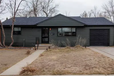 Image de 2-bedroom house in Casper with WiFi, Ac, Ev charger