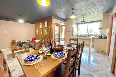 Image de Beautiful accommodation, terrace overlooking Lake Patzcuaro, WiFi, rooftop terrace