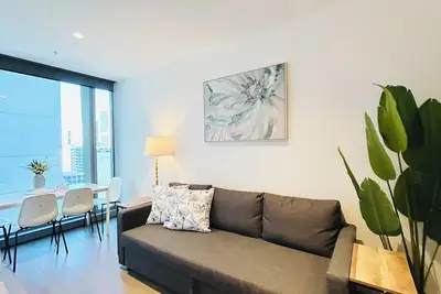 Image de ❤️Wsp4tf09/InnerCBD/1 Min To Southern Cross Station & SkyBus/Free(Pool/Gym/Tram)