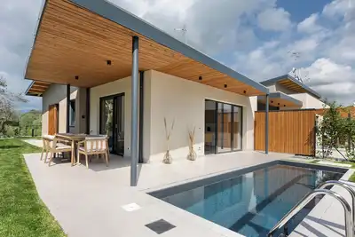 Image de Villa 'Luma with Private Pool' avec vue montagne, Wi-Fi et climatisation