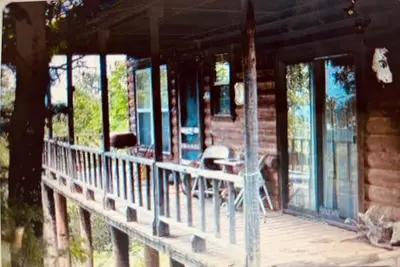 Image de Charming cabin in the Heart of the Choctaw Nation with spectacular view.