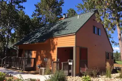 Image de Stand Alone 2 Bedroom Villa - Closet To Pool - Wisconsin Dells Resort