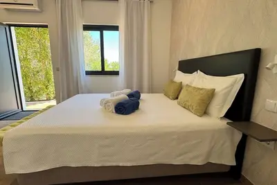 Image de HostWise - Cozy Suite in Algarve Retreat