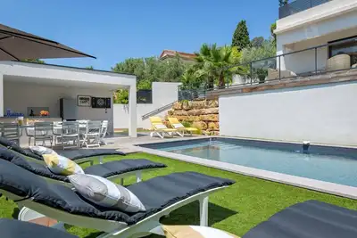 Image de Villa Piscine type Californien 10 personnes avec clim