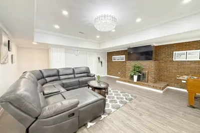 Image de Spacious 5br Beach Villa -1 Minute to Beach