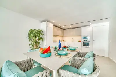 Image de Appartement au rez-de-chaussée avec terrasse