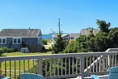 Image de Back On The Rental Market! 3bd Indian Neck Beauty--A/C, Water Views, Steps to Burton Baker Beach