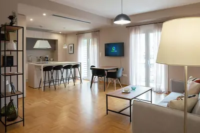 Image de Brand New Three-Bedroom Apartment in Kolonaki | Peridot - Homes