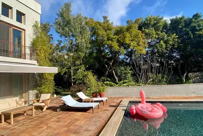 Image de Beautiful six bedroom villa with private pool and only 5min walk to the beach.