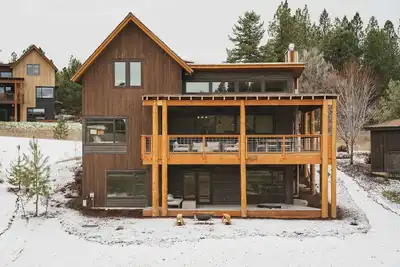 Image de Wilderness Club Escape – For 14!