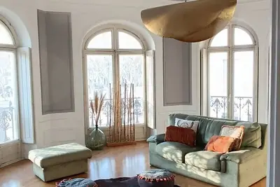 Image de Le So Chic - L'Élégance Haussmannienne au Cœur de Béziers