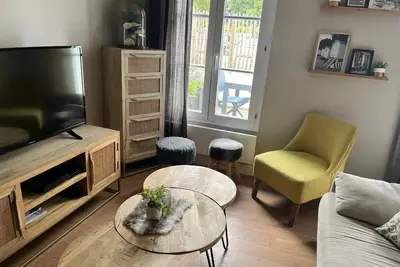 Image de Maison de charme à 2mn à pieds de la plage