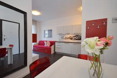 Image de Appartement moderne avec une touche élégante