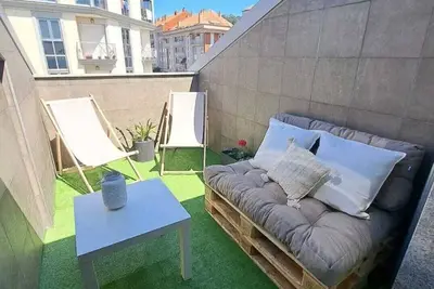 Image de Deluxe Penthouse very close to the beach, Free Parking