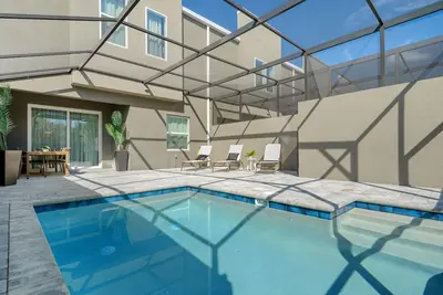 Image de Private Pool Home Near Disney & Themed Rooms