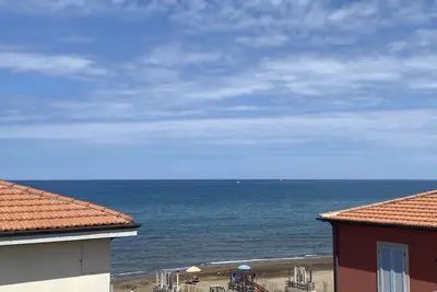 Image de Two-Room Apartment, 3 Beds, In The Conchiglia Area-Rif. LuciP2