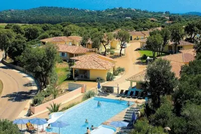 Villa 4 à 6 couchages proximité plage de Pinarello à Ste Lucie de Porto Vecchio