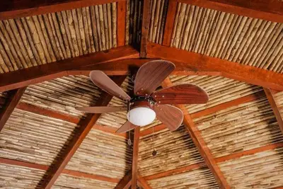 Eco-friendly room near the beach, ideal for relaxation and exploration