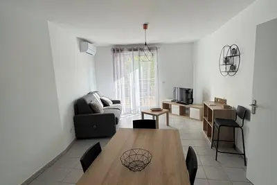 Image de Appartement T2 proche du parc des calanques.