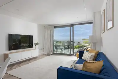 Image de Apartment 4, Oasis Sands - an apartment that sleeps 6 guests in 3 bedrooms