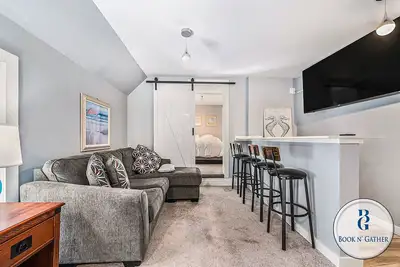 Image de Bay Breeze Place | Wineries | Tours