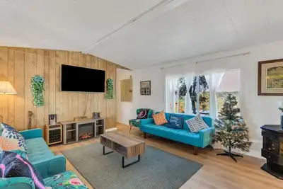 Image de Cabin w/ breathtaking view Stop before Tahoe