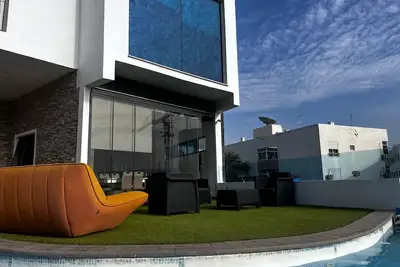 Image de Superbe Villa Bien Situee Ideal Pour Un Voyage En Groupe Ou En Famille