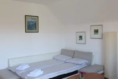 Image de Charming 1-bedroom apartment in peaceful town Lesce. 10min drive to lake Bled