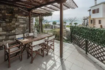 Image de Iloi’s Villa in peaceful Village w. Private Beach