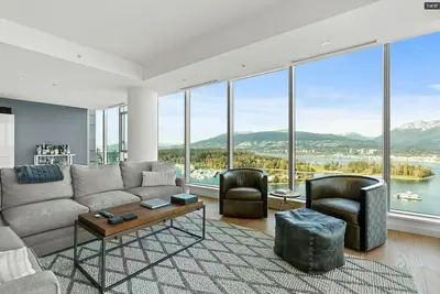 Image de Three Harbour Green -  The Most Prestigious Oceanfront Home in Coal Harbour