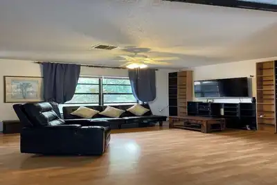 Image de Holiday home on a healing lake  3-bedroom house in fabulous Venice