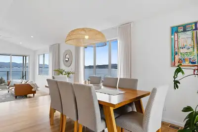 Image de Seaview Serenity - beautiful water views