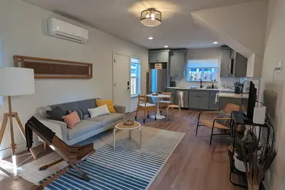 Image de Modern Detached Adu in Se Pdx, 2 bedroom, 1. 5 bathroom