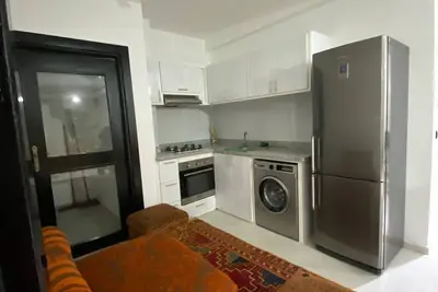 Appartement Meryam, Wifi, Clim. Parking Gratuit Pres De Menaraa Et M Avenue Cr7