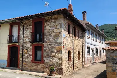Image de Maison de campagne \"Salomé\" avec vue sur les montagnes, jardin privé et Wi-Fi