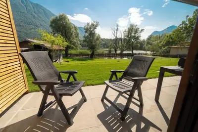 Image de Appartement de vacances \"8\" avec vue sur le lac, piscine partagée et Wi-Fi