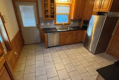 Image de Modern Luxurious Downtown Apartment with Full Kitchen & 4 Full Bath & Office.