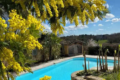 Image de Propriété de campagne avec piscine privative
