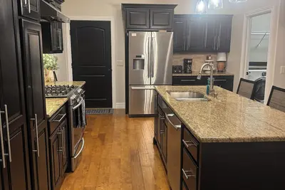 Image de Spacious cozy 4-bedroom house