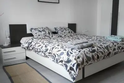 Image de Appartement de deux chambres avec air conditionné Vis (A-22544-a)