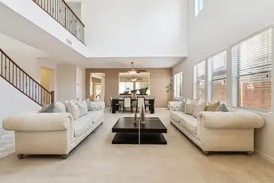 Image de Pinnacle Breeze-Private Backyard-Mins to Six Flags