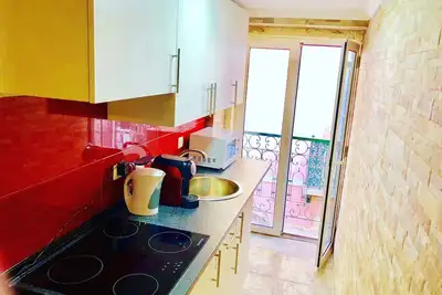 Image de Penthouse du centre-ville de Lisbonne avec balcon et vue sur la rivière