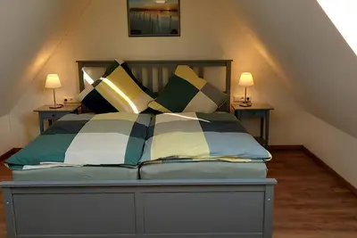 Image de Xl/ 4-room apartment (124m²) 4-8 pers. , loggia & terrace, upper floor + ground floor - H3 Wohnen am