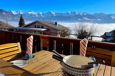 Image de SwissHut Stunning Views Alps & Lake - Apart. Aeschlen Up